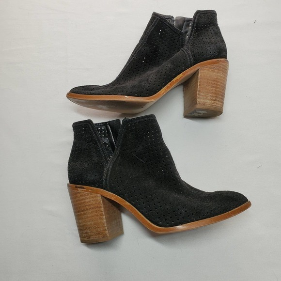 1 State Black Ankle Boots Block Heel Suede Size 7 - Picture 4 of 7